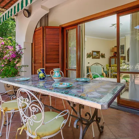 Elegant Terrace *