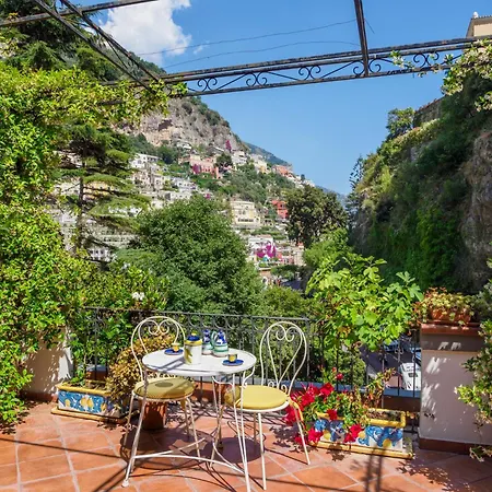 Elegant Terrace Positano