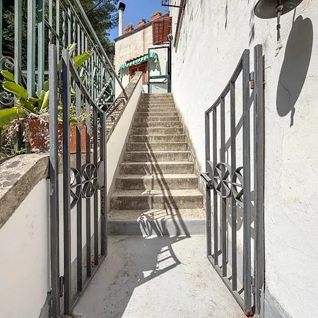 Holiday home Elegant Terrace Positano